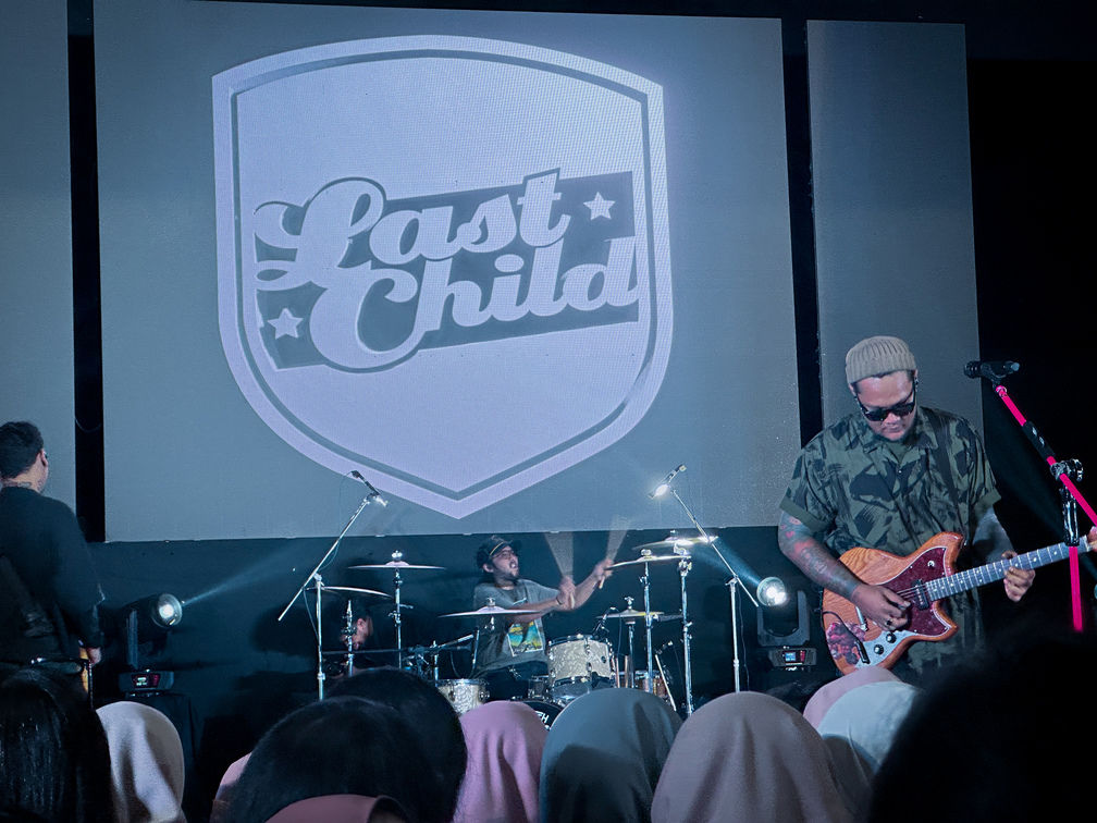 Konser Last Child di Surabaya: Sound System Indoor Jernih Tanpa Bikin Kuping Sakit bersama USBA Production